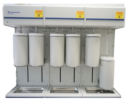 比表面及孔隙度分析仪测试(BET）